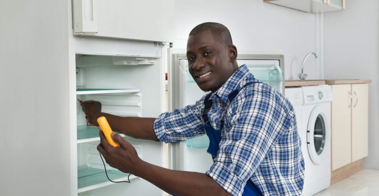 Get Your Ice Maker and Refrigerator Professionally Repaired